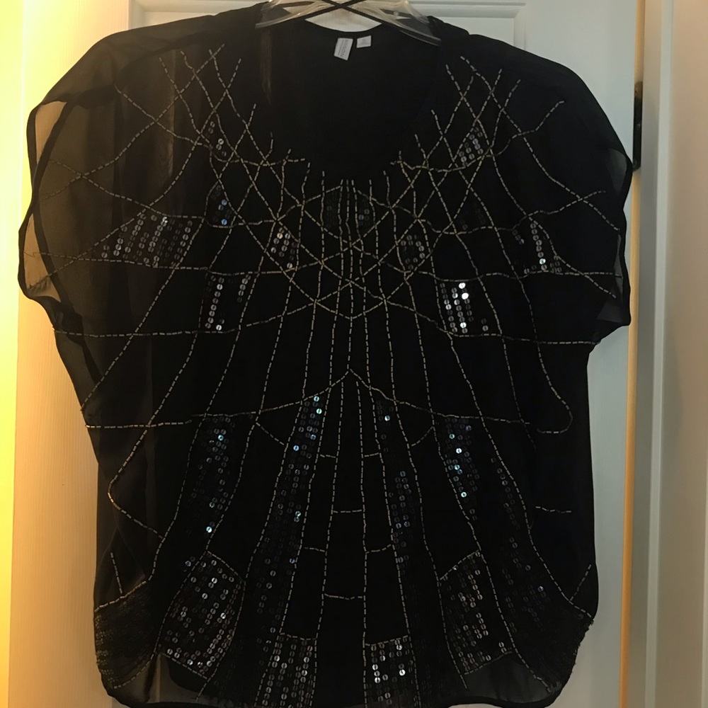 Women’s dress shirt